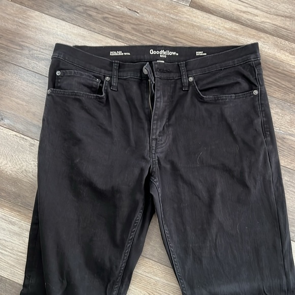 Jeans - Picture 2 of 4